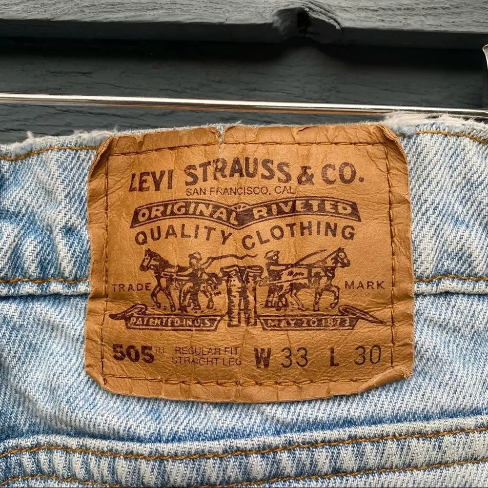 Levi’s Men’s Vintage 505 orange tab jeans 33x39